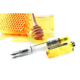 Penna stilografica Twsbi Eco Trasparent Giallo pennino F M2531780