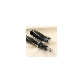 Visconti Divina Elegance Black Fountain pen - Extrafine nib