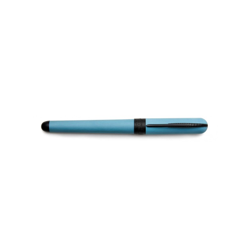 Penna stilografica Pineider Avatar UR Matt Black Ice Blue FP F