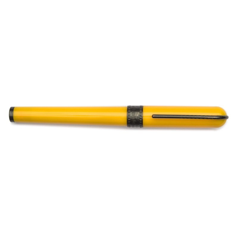 Pineider Metropolis Yellow Fountain pen - Fine nib