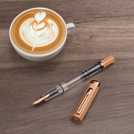 Penna stilografica Twsbi Eco Caffe con finiture Bronzo pennino EF