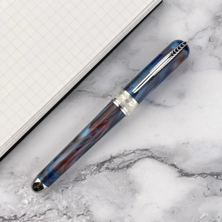 Pineider Avatar UR Mini Fountain pen Blue Red Onyx Palladium Trims Fine nib