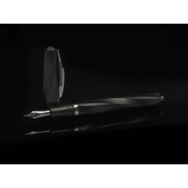 Penna stilografica Visconti Divina Matte Black pennino EF